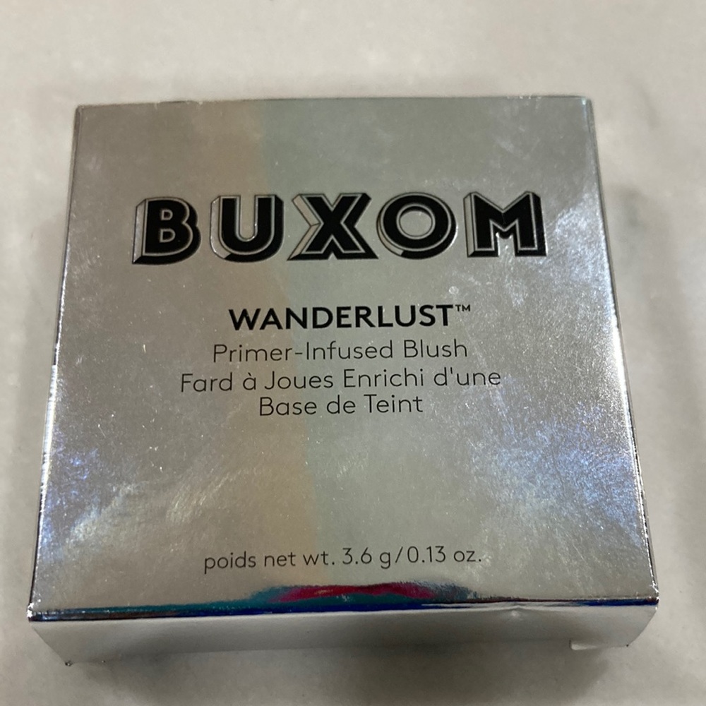 BUXUM PRIMER-INFUSED BLUSH